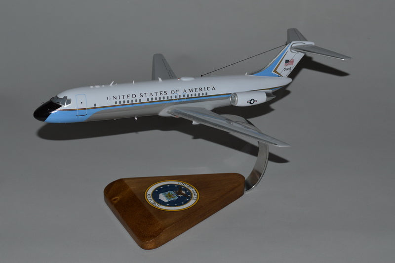 VC-9 Skytrain / USAF