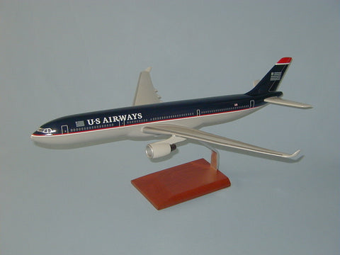US Airways Airbus 330-300 model airplane Scalecraft