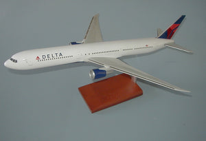 767-400 Delta Airlines model