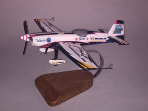 Extra 300 aerobatic model