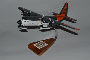 LC-130 Hercules Navy model airplane