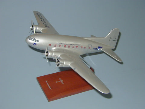 Boeing 307 Stratoliner model airplane