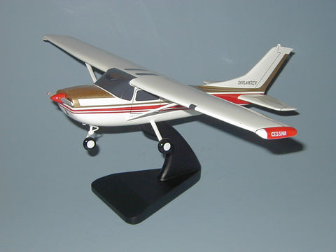 Cessna 182 Skylane aircraft model