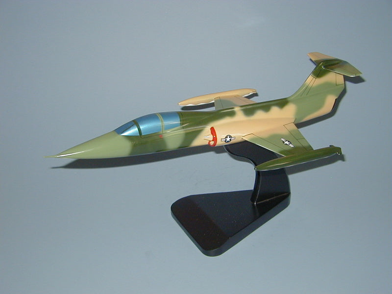 F-104 Starfighter airplane model