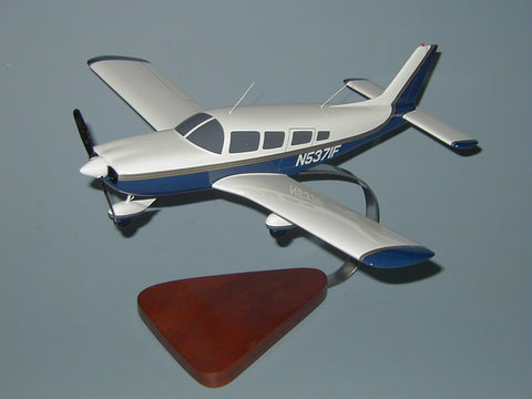 Piper PA-32 Saratoga