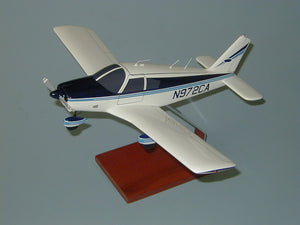 Cherokee 180 airplane model