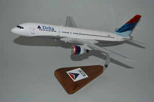 Delta Airlines airplane models B757 Boeing 757
