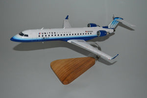 United Express CRJ-700 model airplane