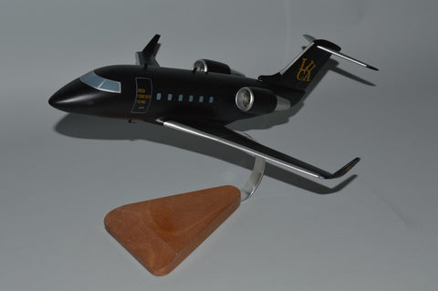 Canadair Challanger CL-601 airplane model