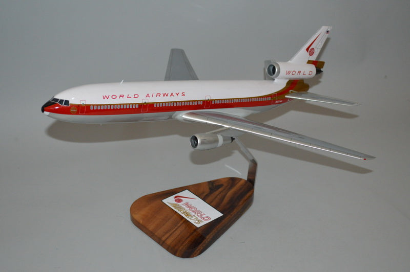 World Airways DC-10 model airplane