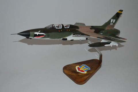 F-105G Wild Weasel model airplane Scalecraft