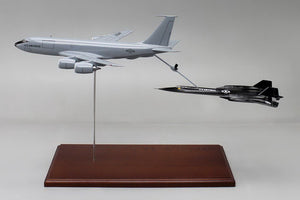 KC-135 with SR-71