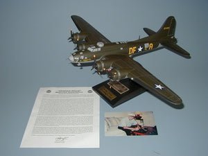 B-17 Memphis Belle (signed by pilot)