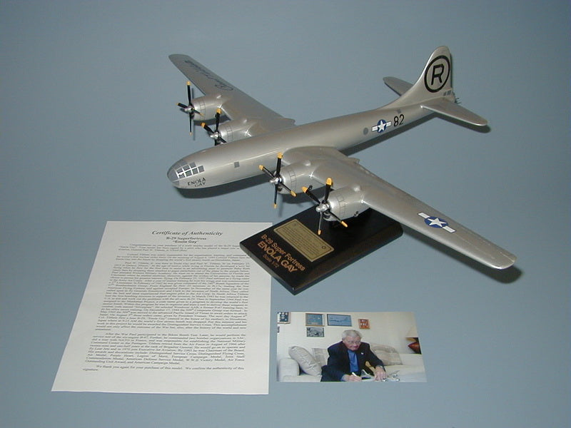 Boeing B-29 Superfortress "Enola Gay" (signed)